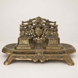 Starožitný dvojitý mosadzný kalamár s porcelánovými vložkami